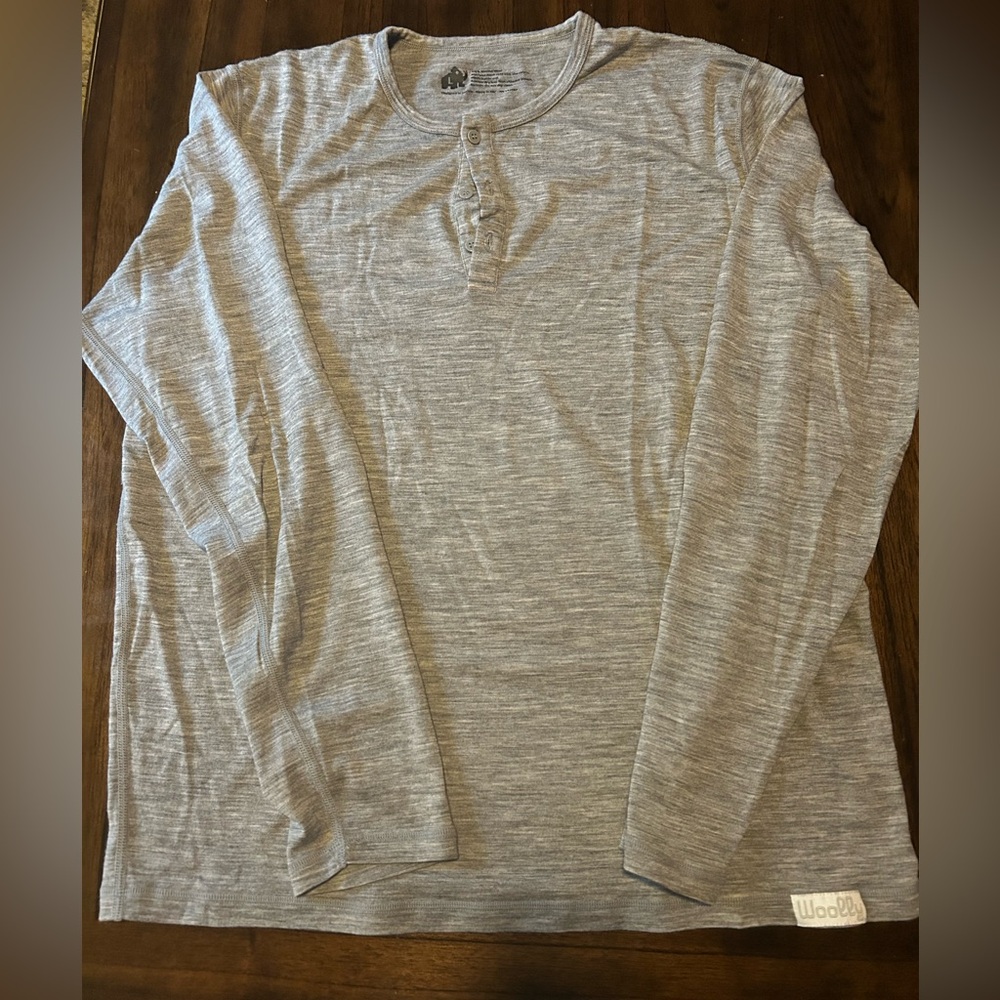 Wooly Marino Wool Henley size XL